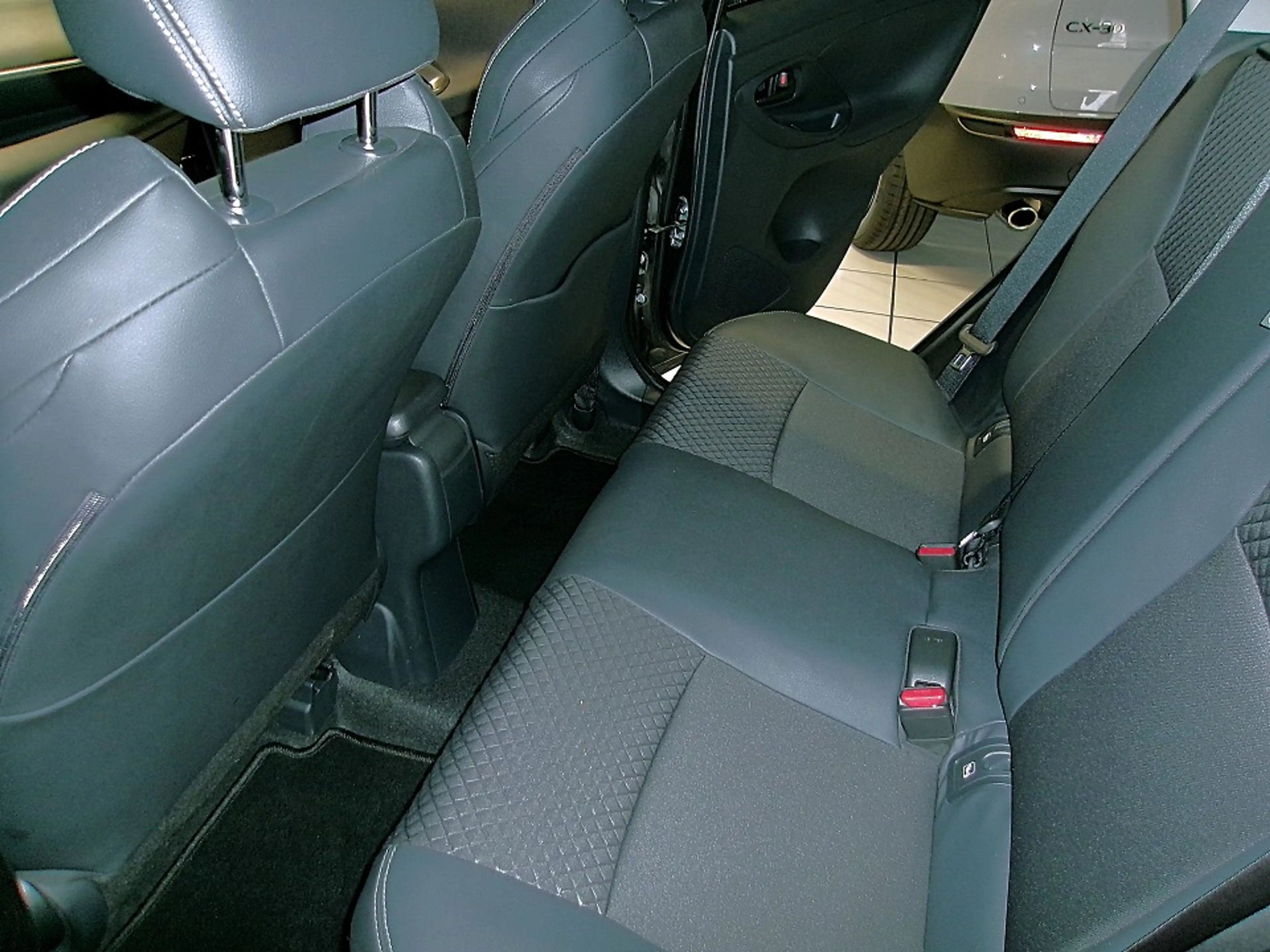 Mazda 2 Hybrid 1.5L VVT-i 116 PS AT FWD Selection — photo 14