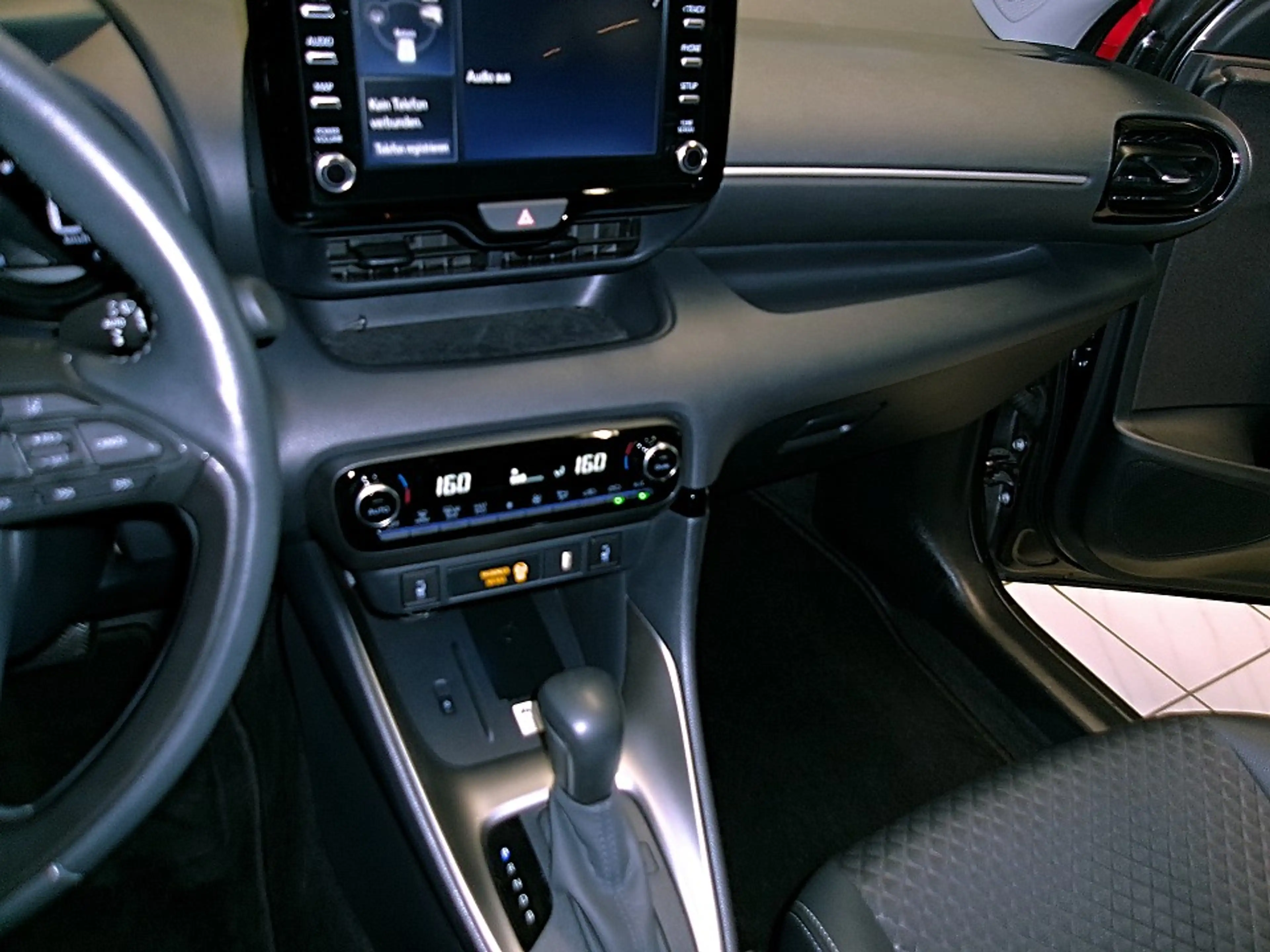 Mazda 2 Hybrid 1.5L VVT-i 116 PS AT FWD Selection — photo 10