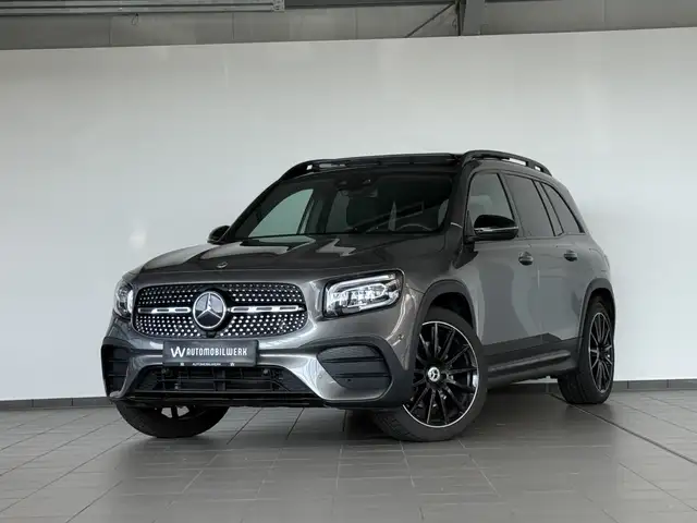 Mercedes-Benz GLB 250 AMG LINE *PANO *TEMP * RKAMRA *SPUR *SHZ