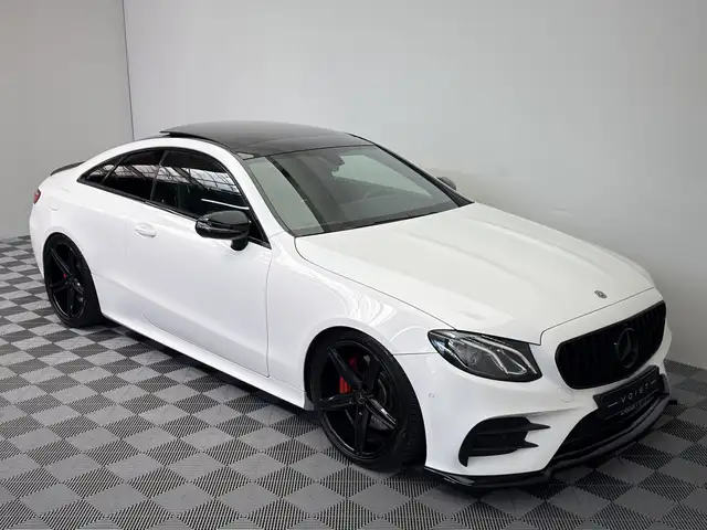 Mercedes-Benz Unknown Model view 5