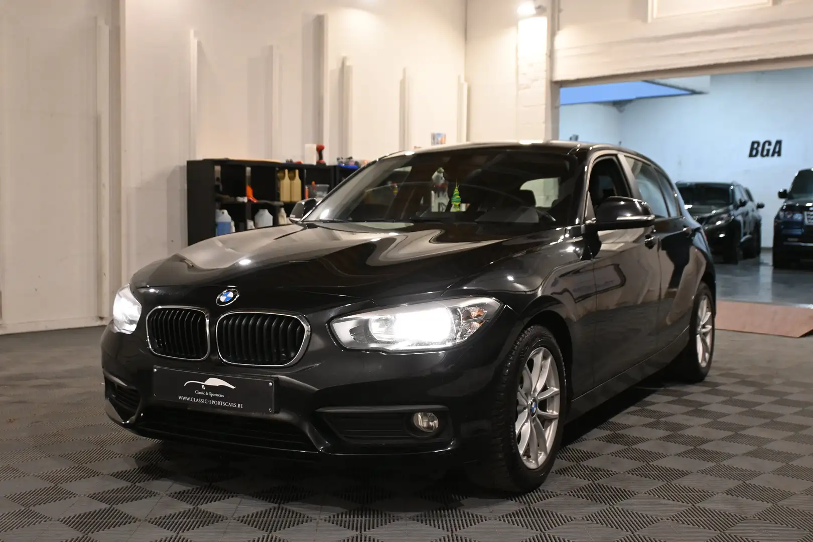BMW 116 116d FACELIFT EURO 6b / GPS NAVI / CUIR / PDC !! Black - 2