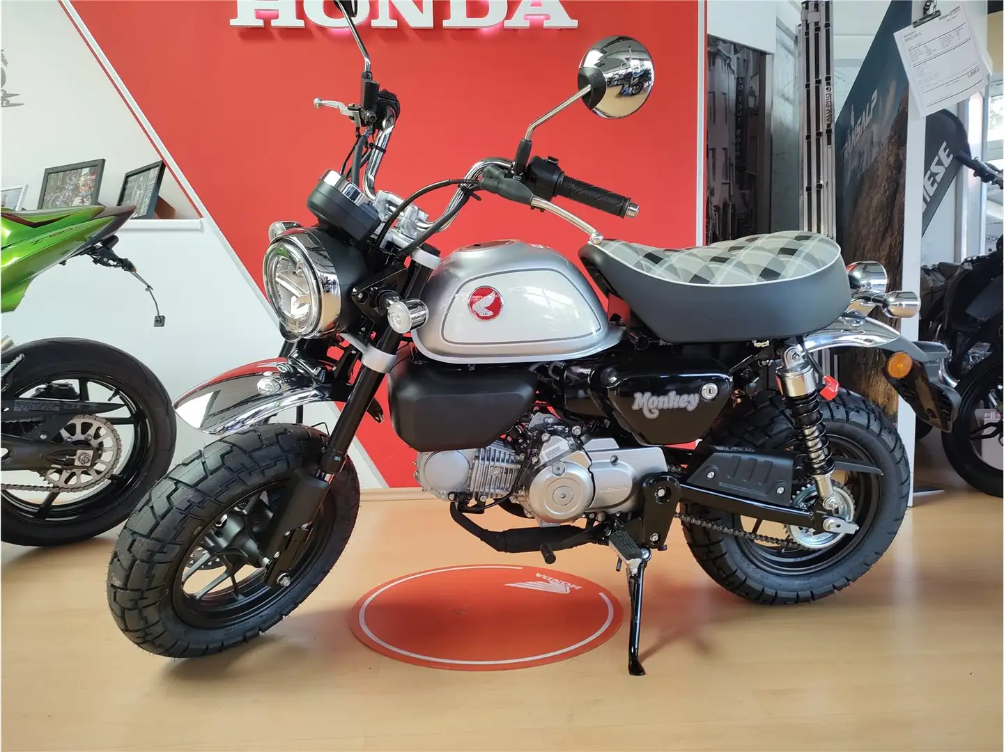Honda Monkey 125 - 1
