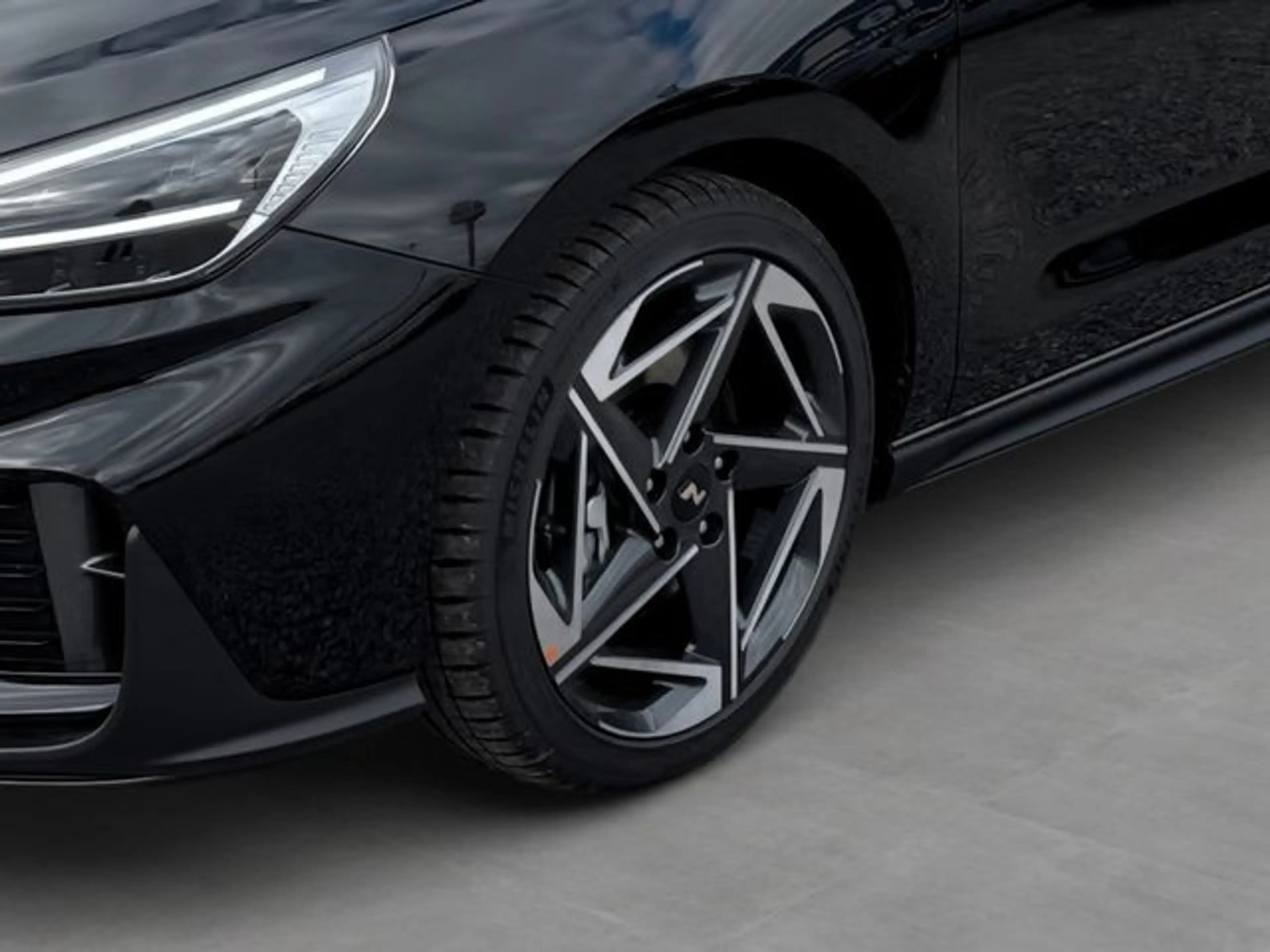 Hyundai i30 Mild-Hybrid 1.5 Turbo (+48V) 7-DCT N Line LED Spor — photo 6