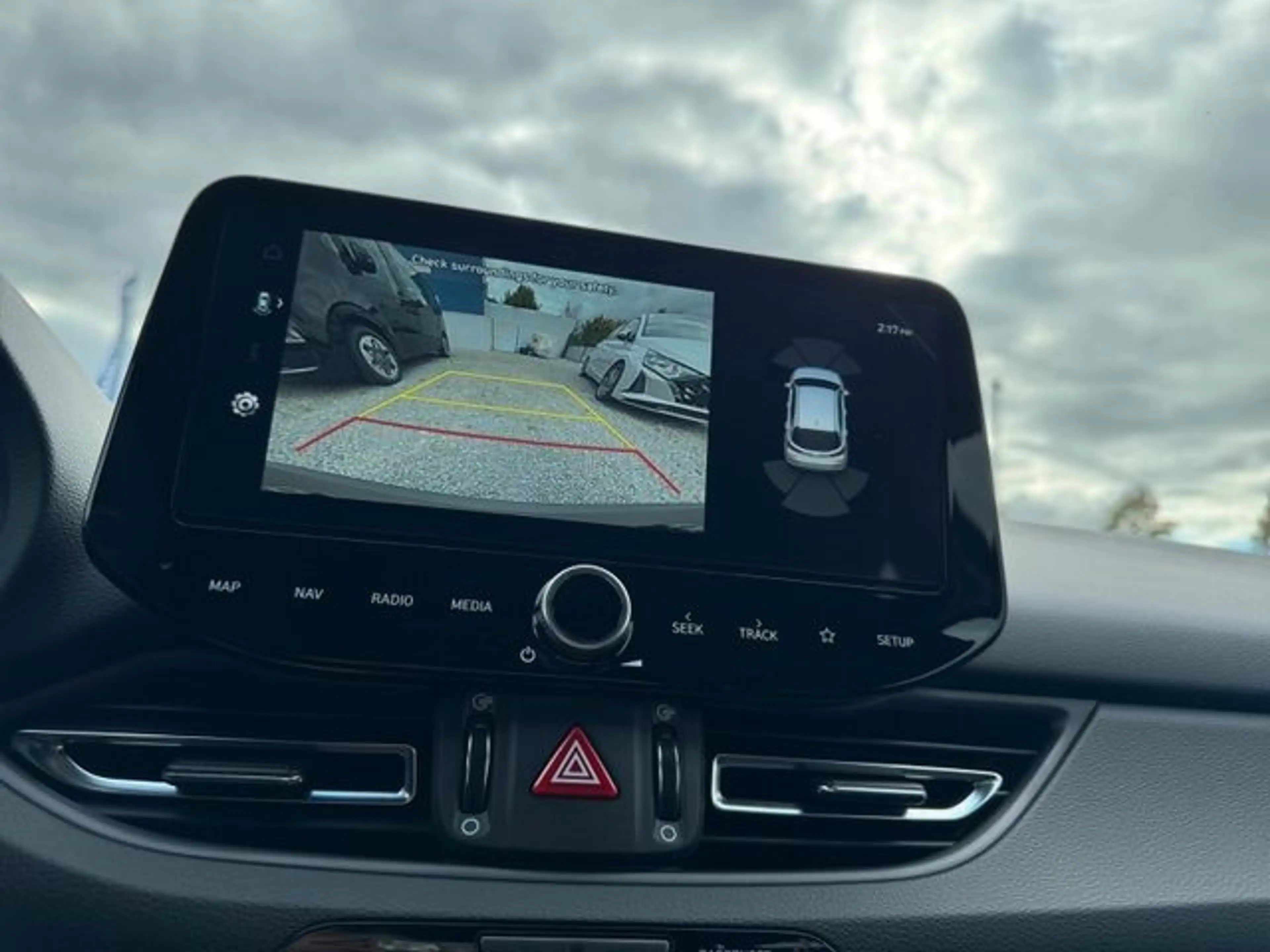 Hyundai i30 Mild-Hybrid 1.5 Turbo (+48V) 7-DCT N Line LED Spor — photo 15