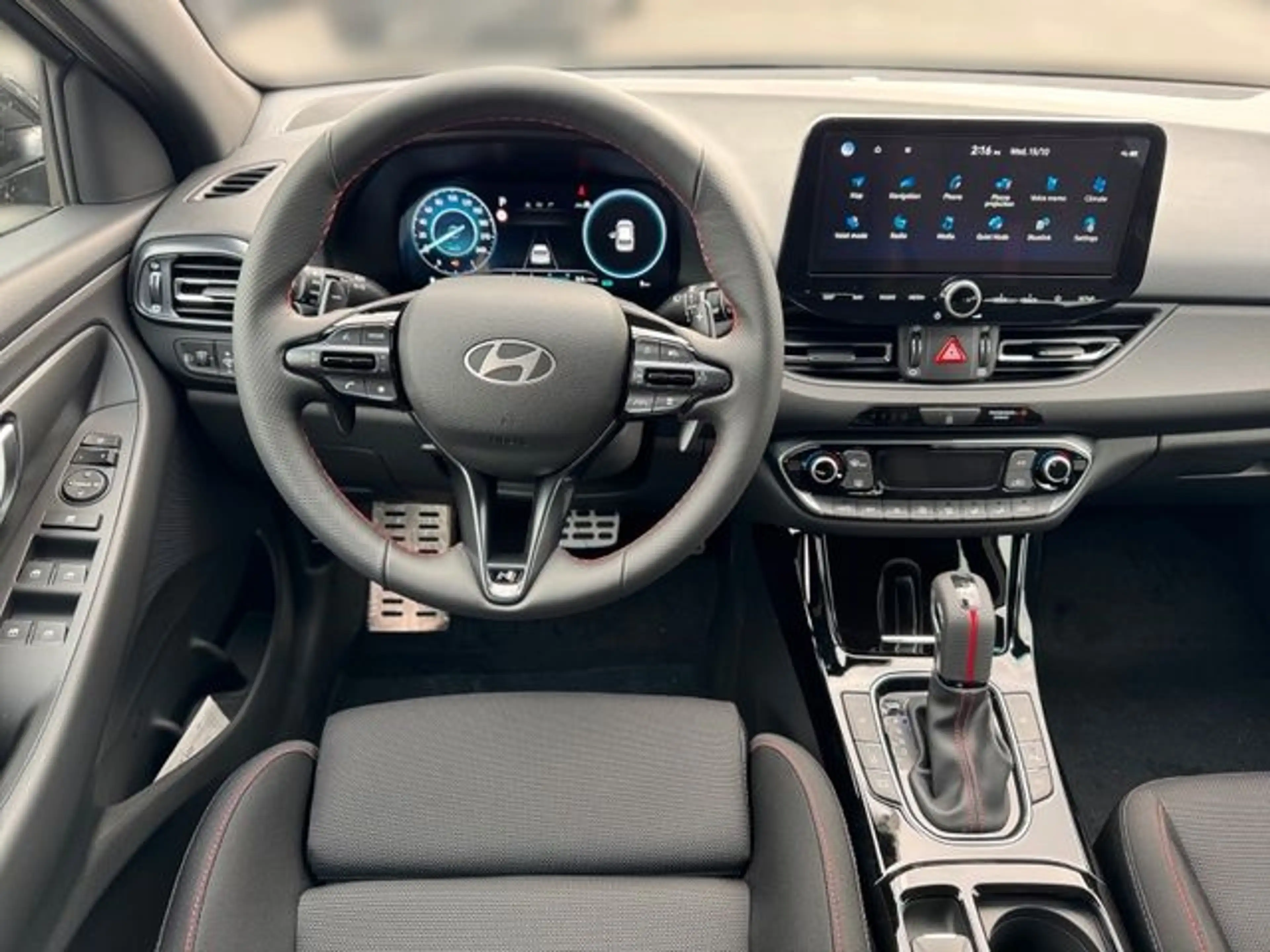 Hyundai i30 Mild-Hybrid 1.5 Turbo (+48V) 7-DCT N Line LED Spor — photo 12