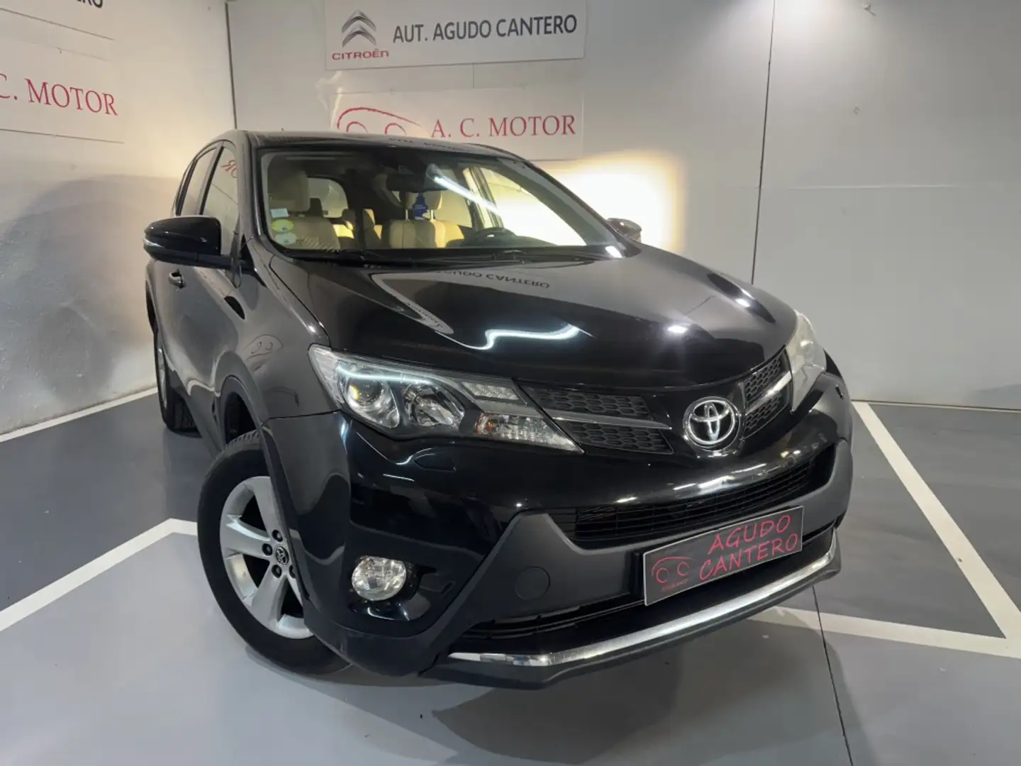 Toyota RAV 4 150D Advance AWD Nero - 2