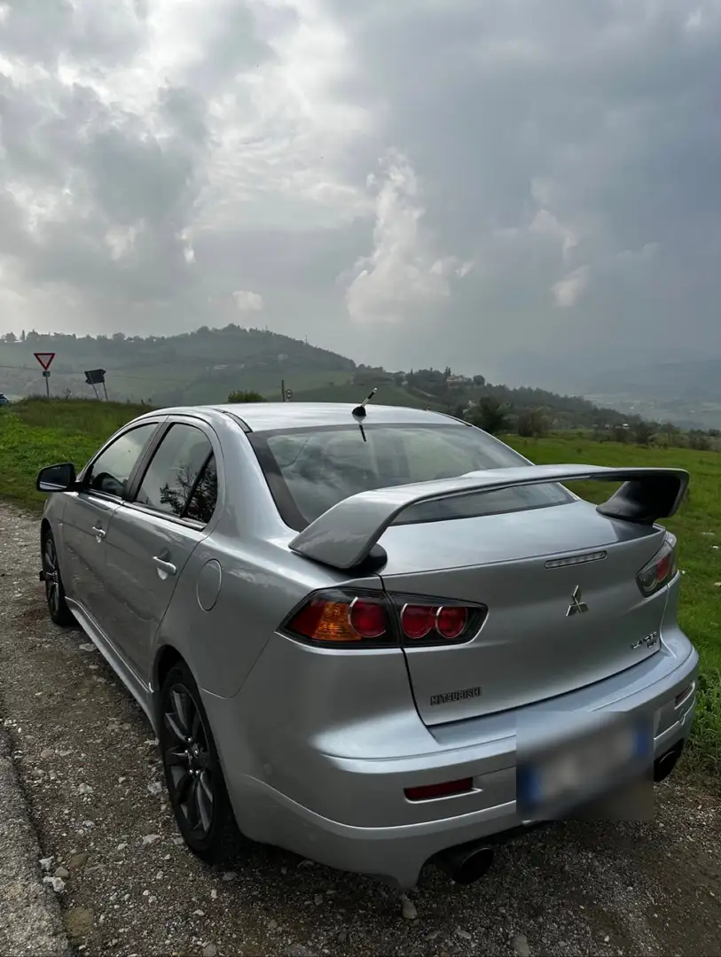 Mitsubishi Lancer Ralliart 2.0 turbo tc-sst 4wd 6m - 2