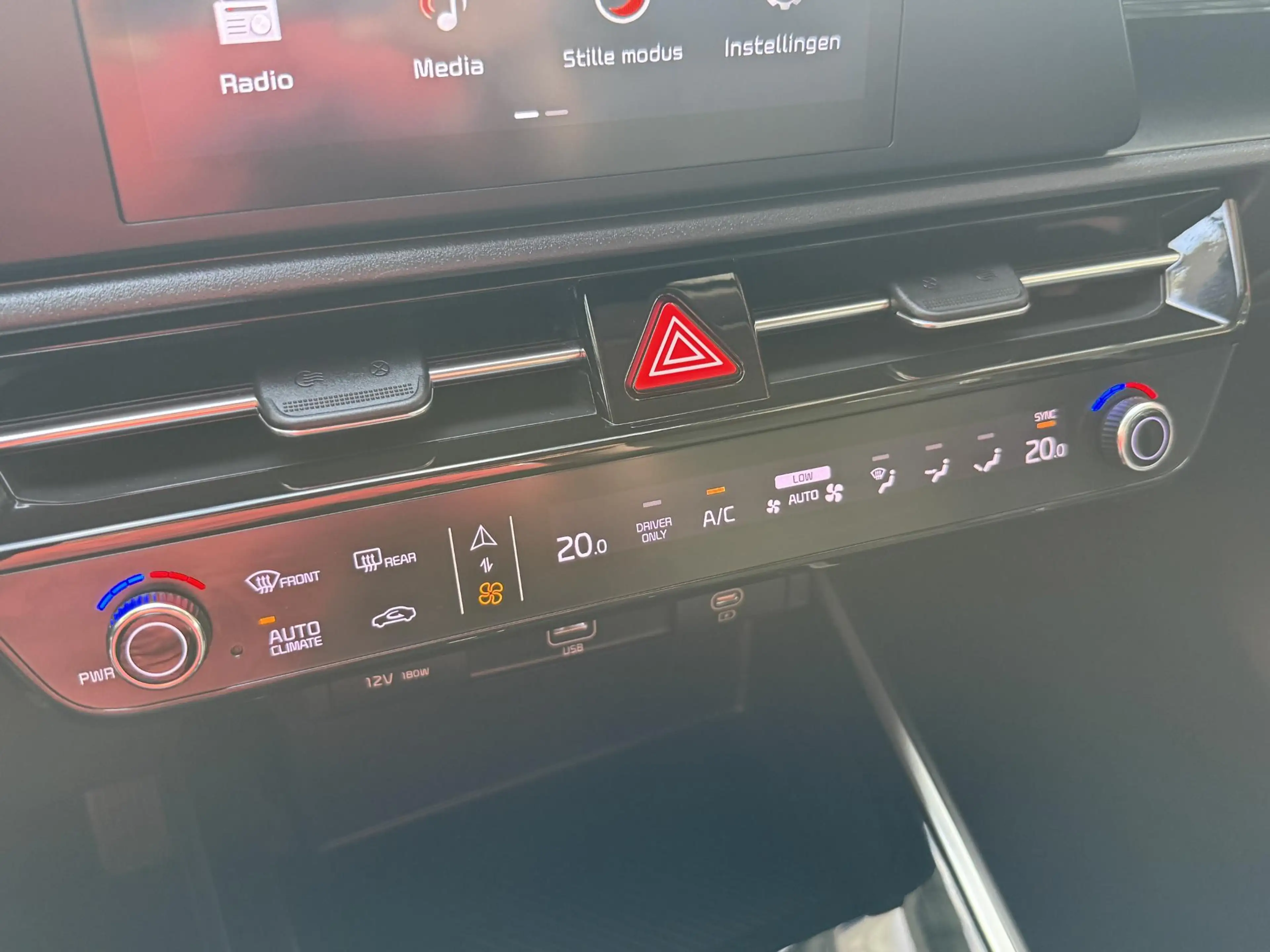 Kia Niro 1.6 GDi Hybrid PHEV | Navigatie via Apple Carplay — photo 27