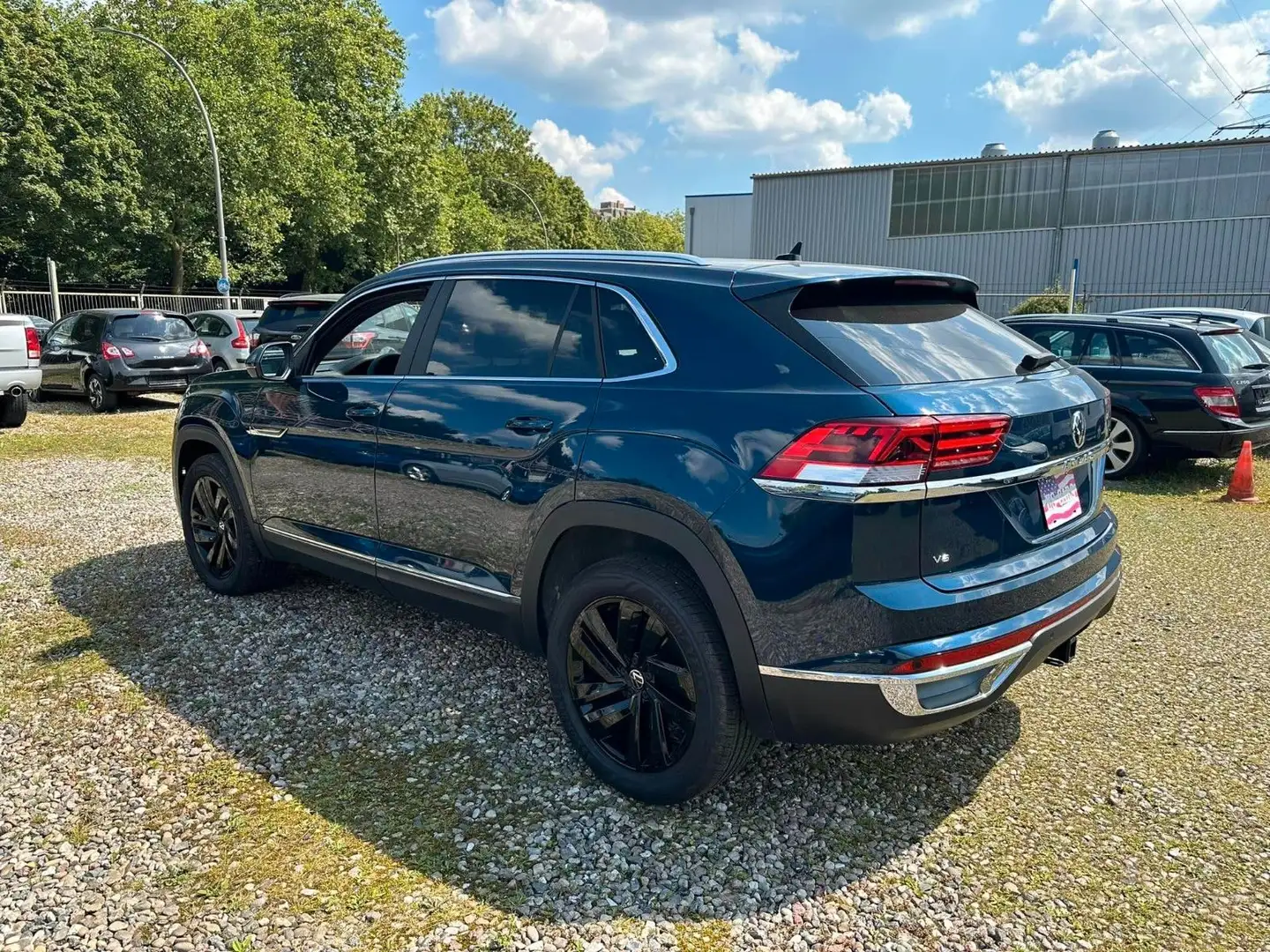 Volkswagen Atlas SEL Cross Sport 4 Motion wie Neu SALE!!!!! Bleu - 1