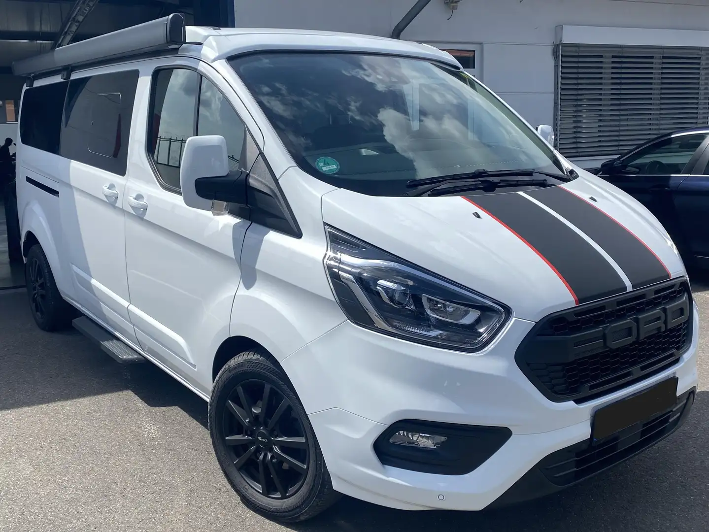 Ford Transit Custom Transit Custom 340 L2H1 VA Autm. Nugget Plus Weiß - 1