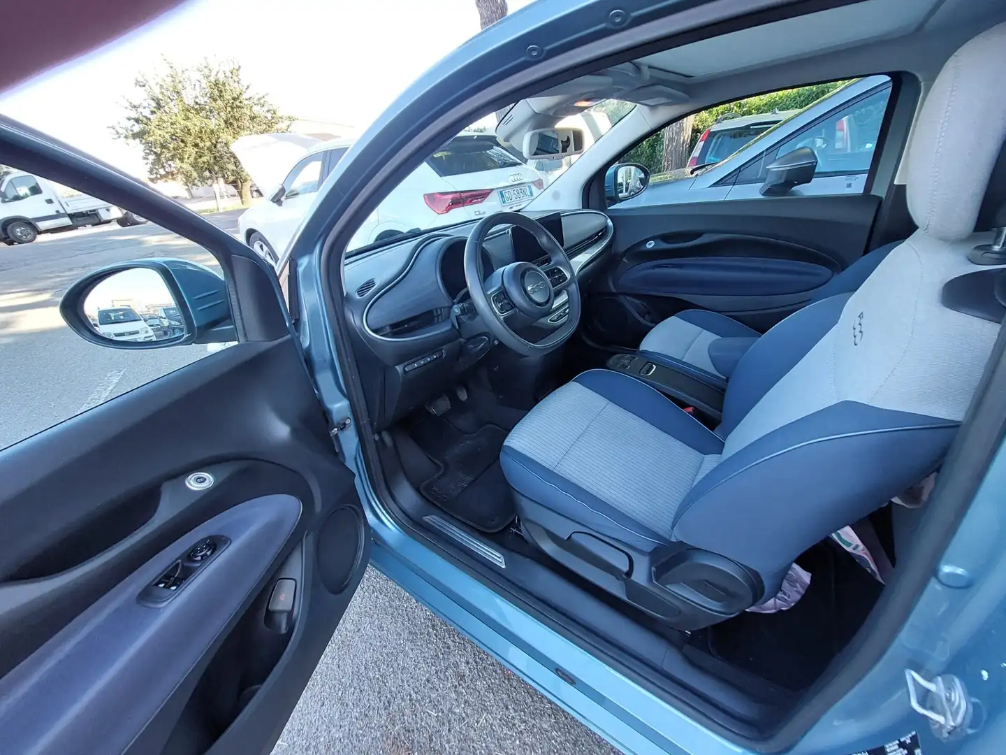 Fiat 500 500e Berlina 42 kWh La Prima Blu/Azzurro - 2
