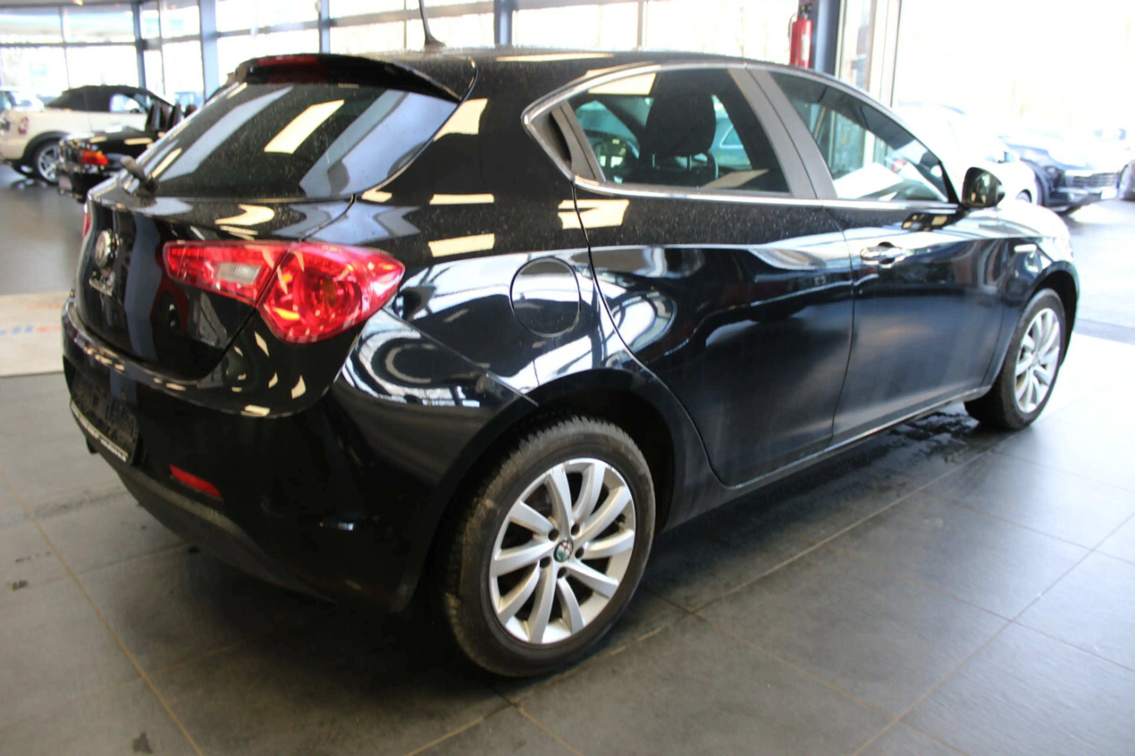 Alfa Romeo Giulietta 1.4 TB 16V Multair TCT Turismo — photo 10