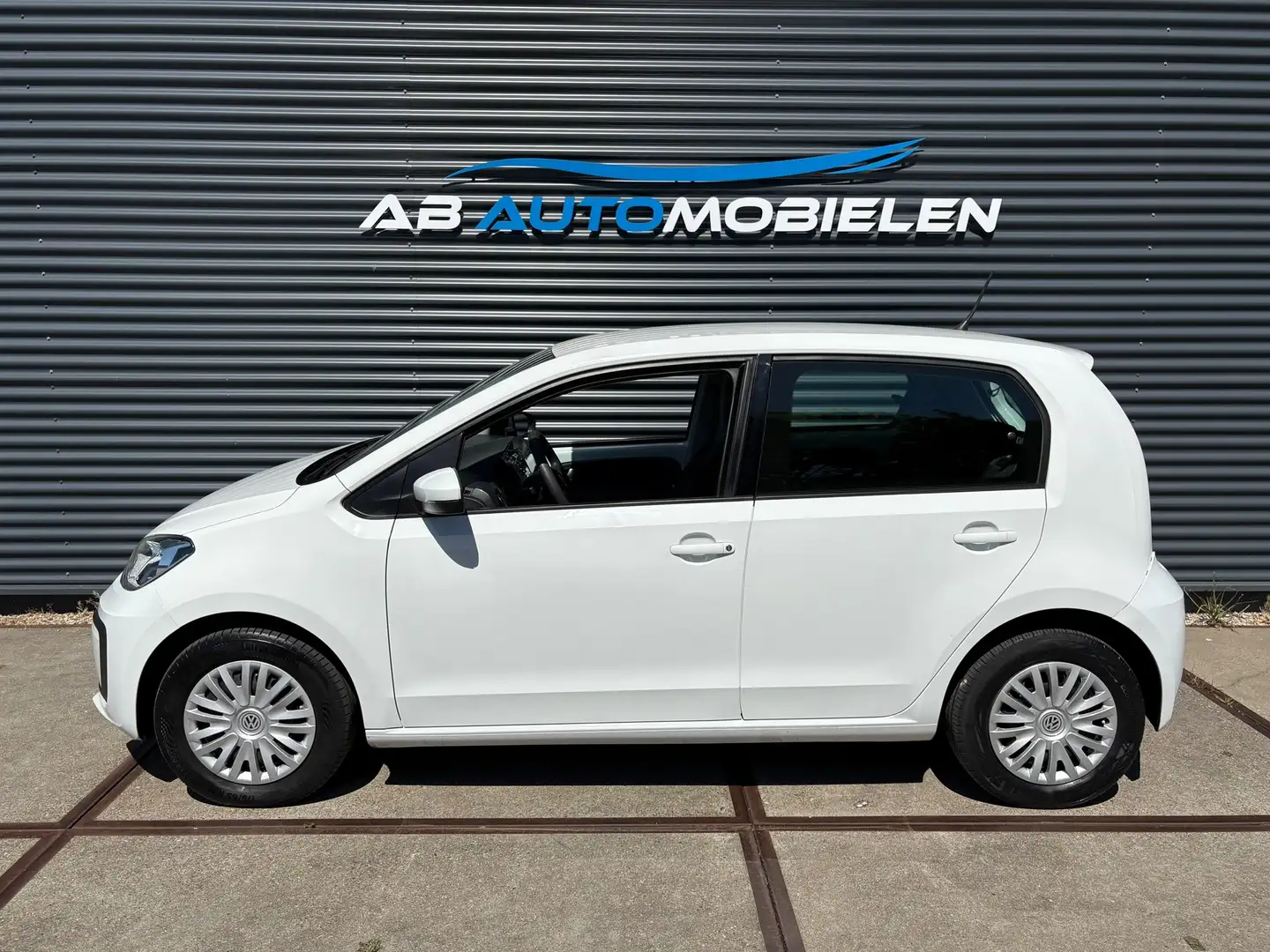 Volkswagen up! 1.0 BMT move up! 5 DEURS/ BLUETOOTH/ LED VERL Wit - 2