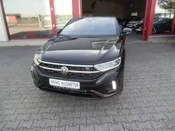 Volkswagen T-Roc R-Line, 1. Hand, Leder-Paket Vienna, neuwertiger Zustand - fotografija vozila
