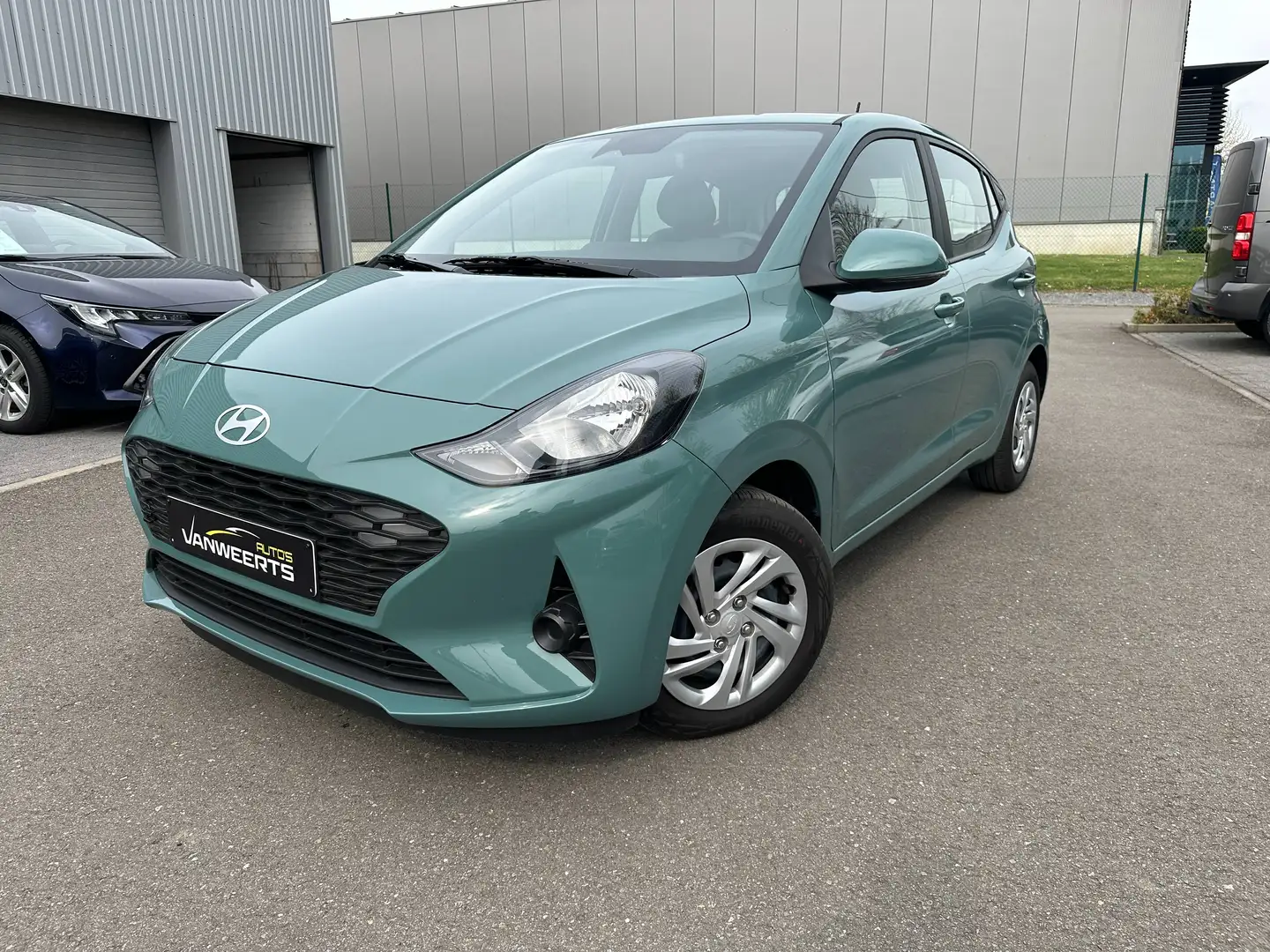 HYUNDAI I10