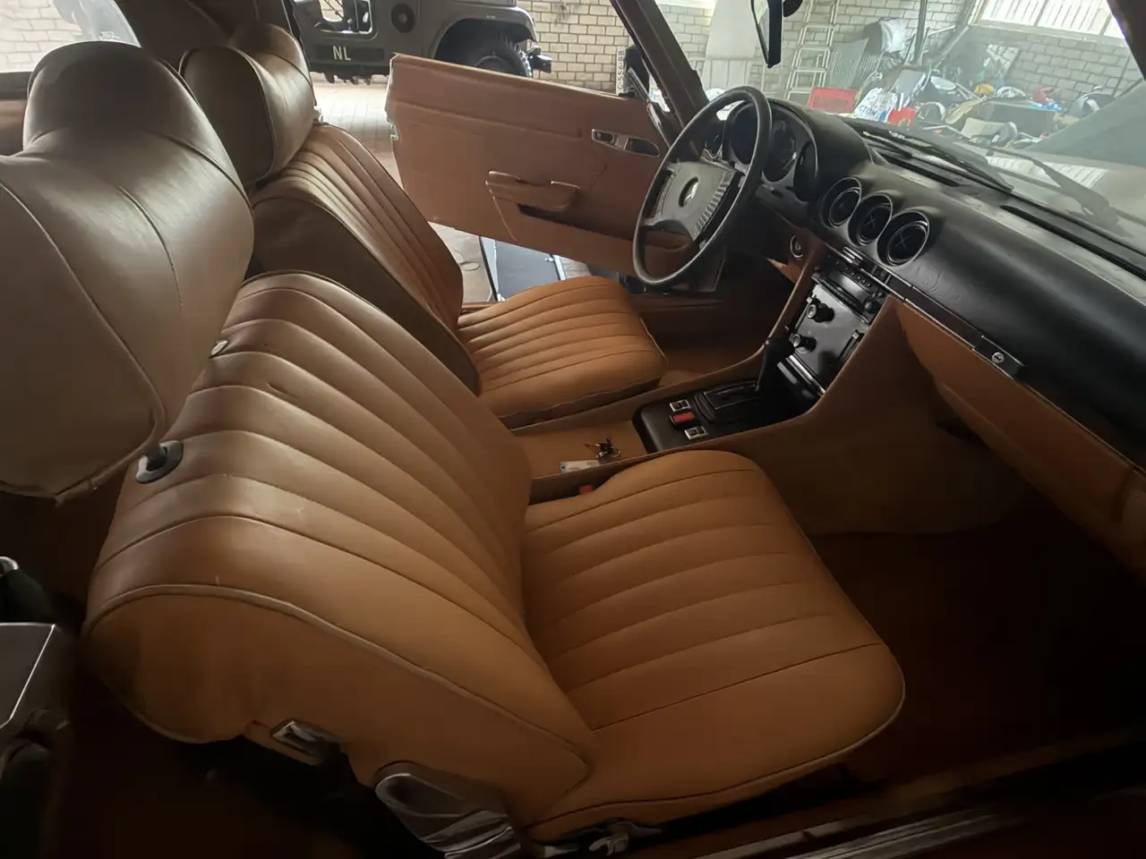 Mercedes-Benz SL 450 V8 | 1977 Hardtop Historie Nieuwstaat schuurvondst, foto 9