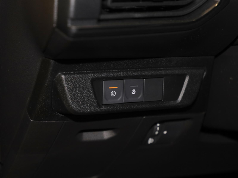 Dacia Sandero Stepway Extreme TCe 110 — photo 14