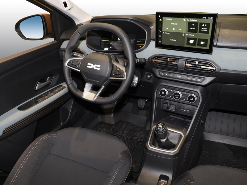 Dacia Sandero Stepway Extreme TCe 110 — photo 6