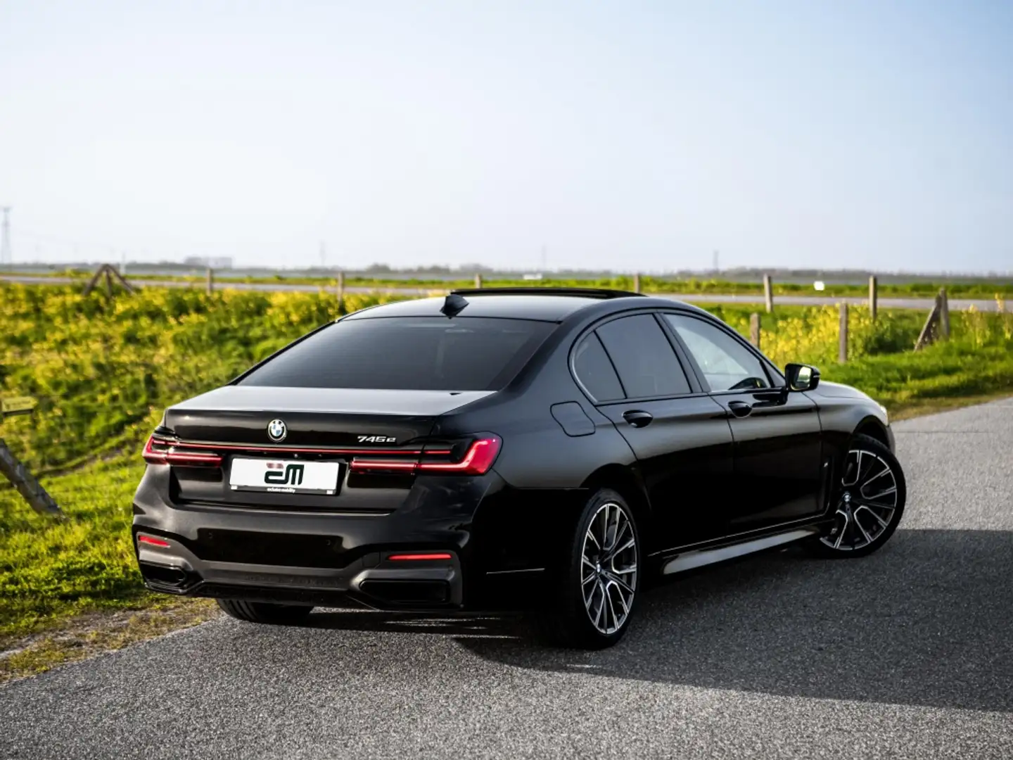 BMW 745 7-serie 745e High Executive Individual BTW auto Zwart - 2