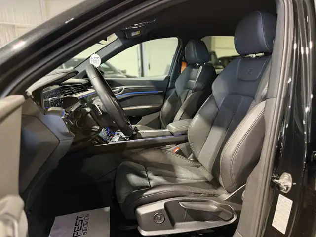 Audi E-Tron view 3