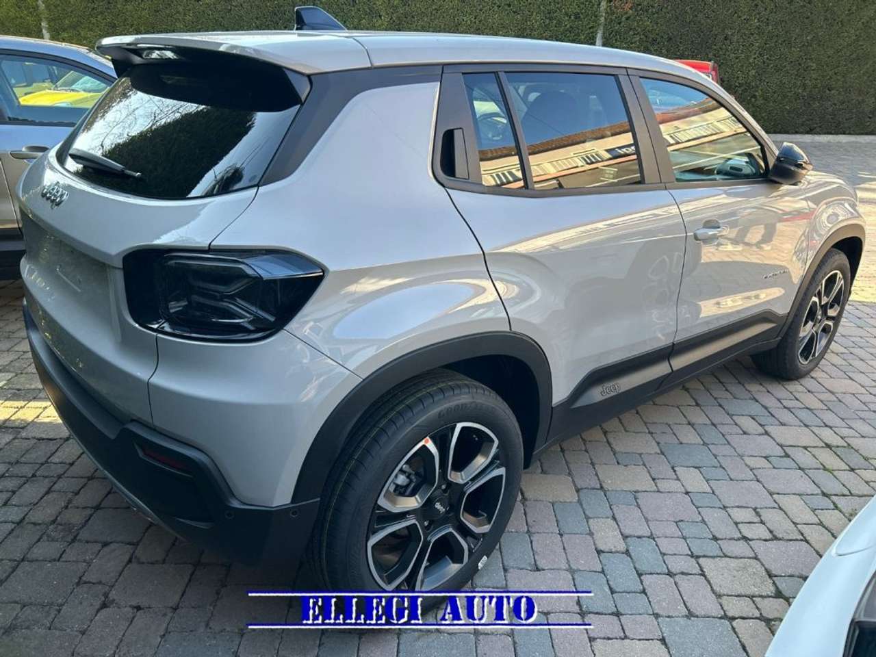 Jeep Avenger 1.2 Turbo Summit KM 0