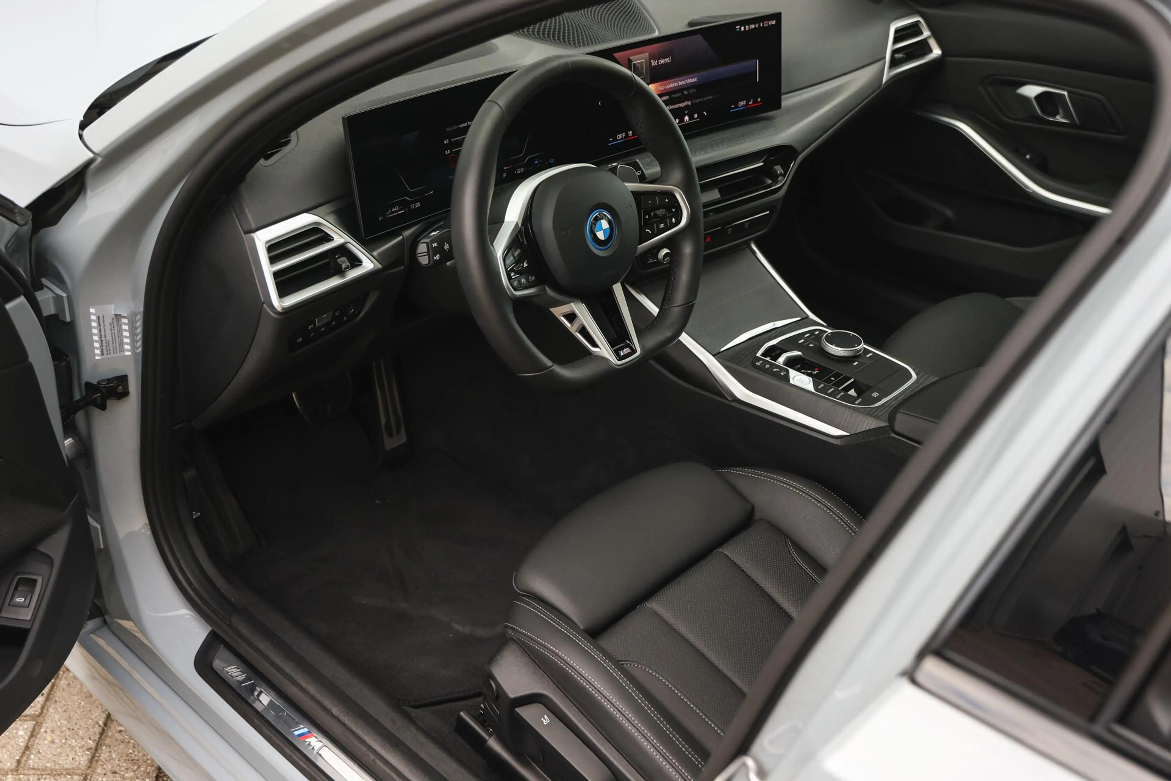 BMW 330 3 Serie Touring 330e M Sport Automaat / Trekhaak / — photo 3
