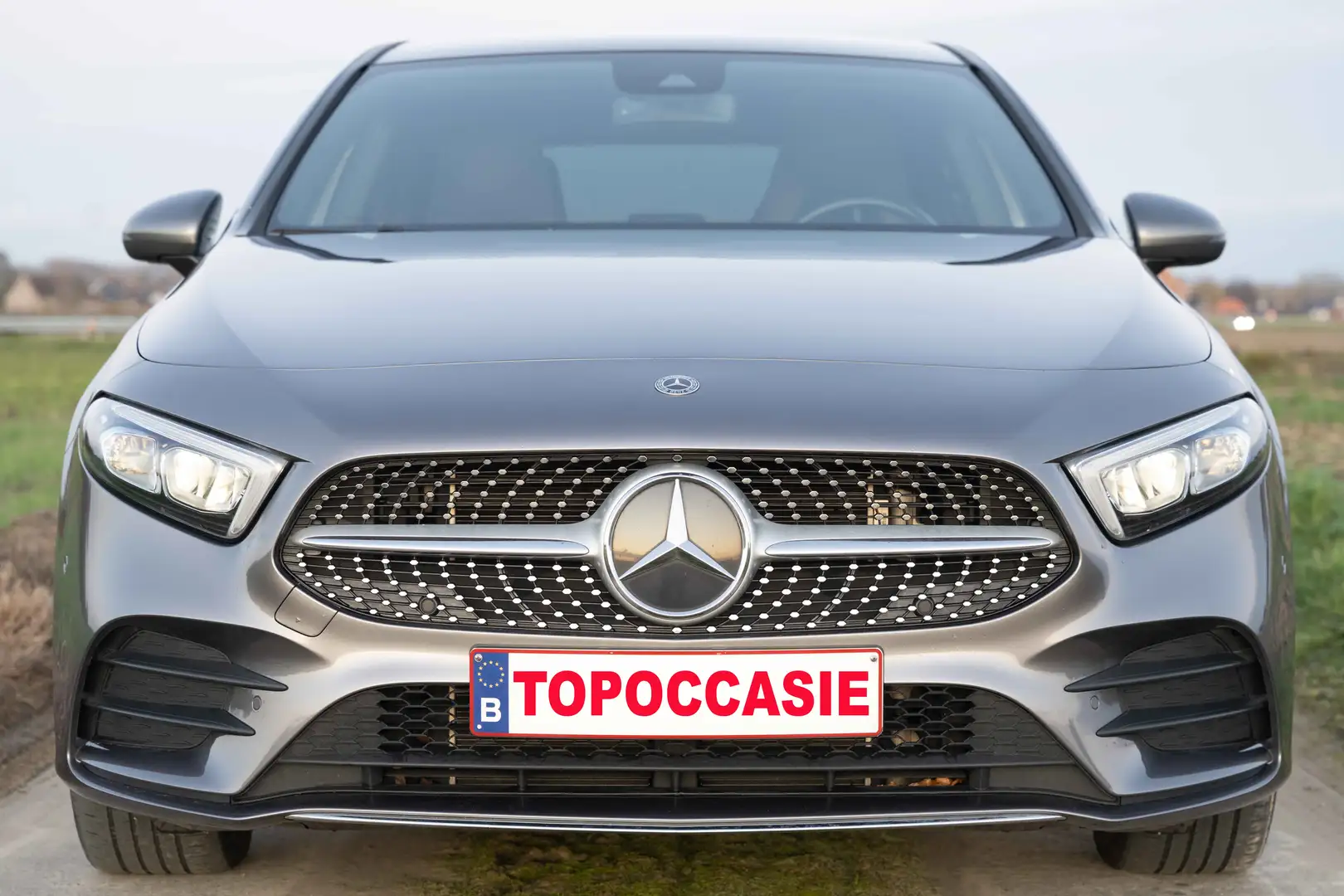 Mercedes-Benz A 250 A 250e hybride AMG Grijs - 1