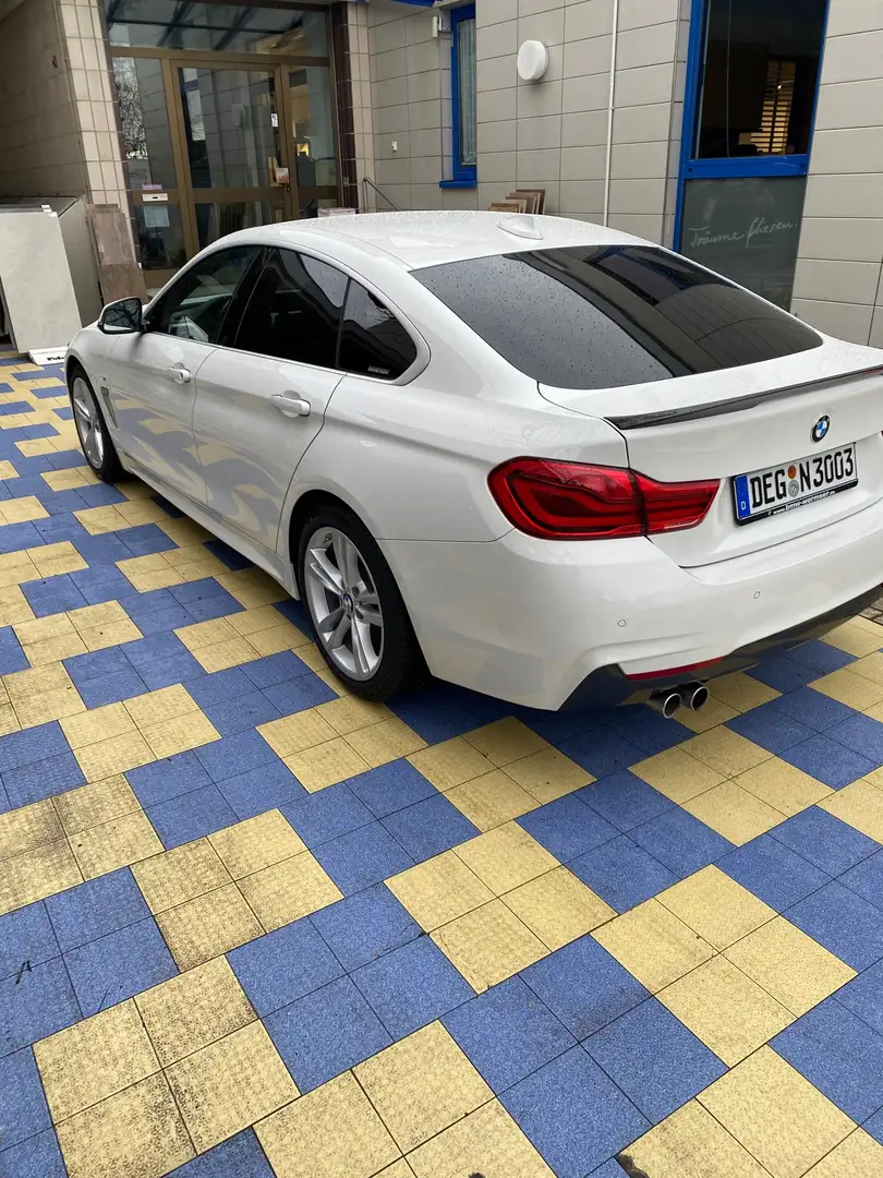 BMW 420 420 i M Sport Weiß - 2