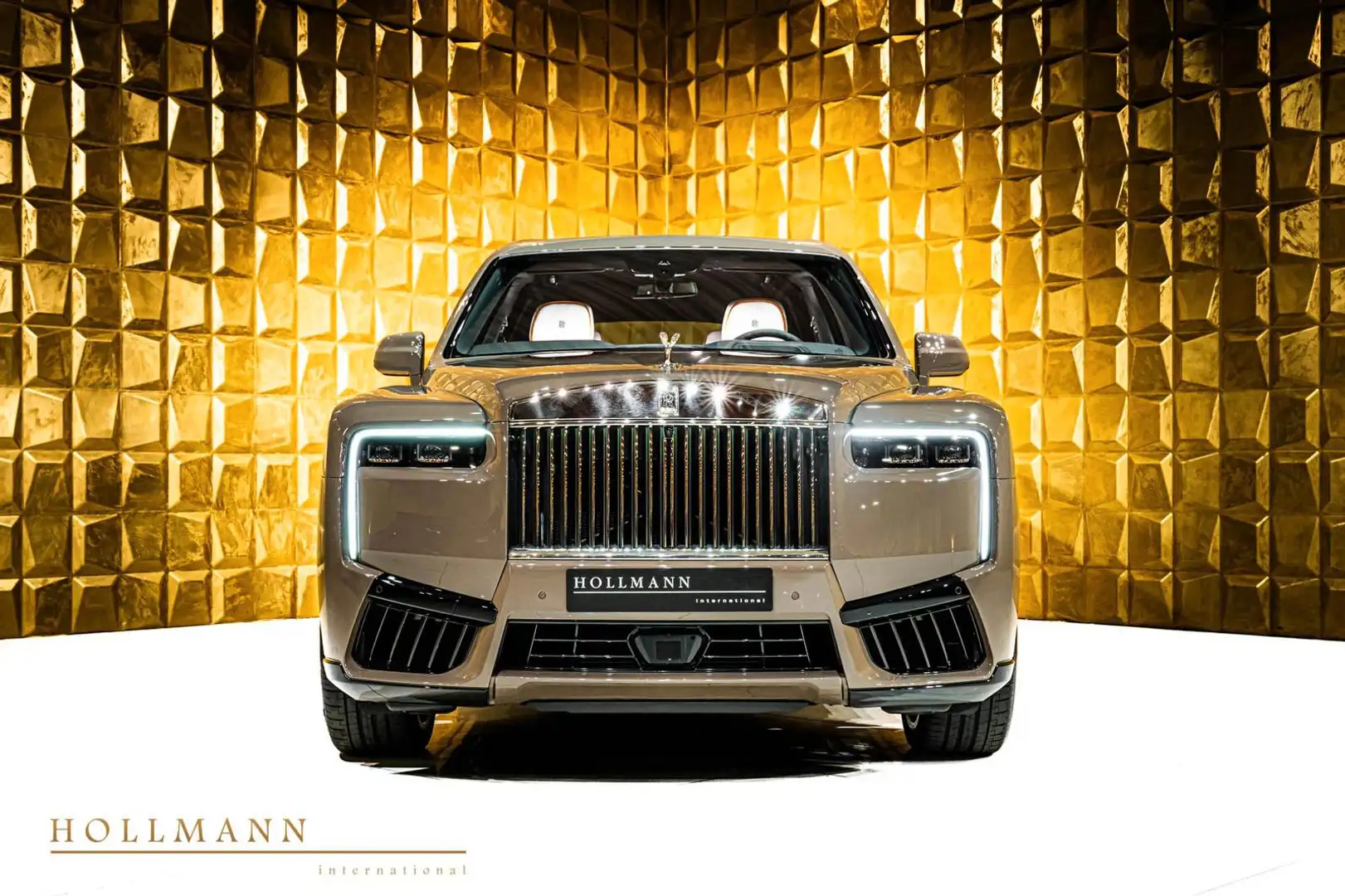 Rolls-Royce Cullinan SERIES II Braun - 2