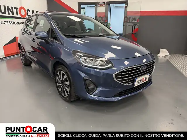 Ford Fiesta view 3