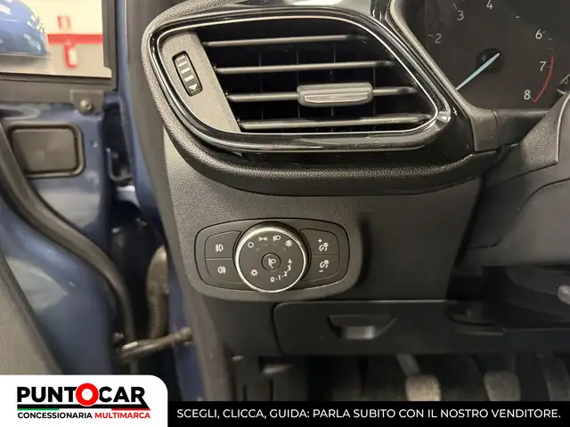Ford Fiesta view 12