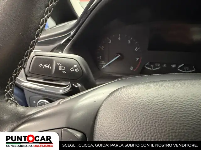 Ford Fiesta view 11