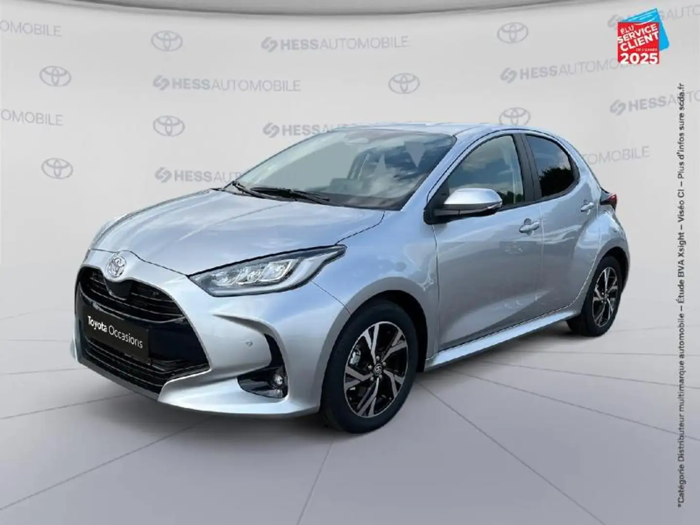Toyota Yaris 116h Design 5p MY25 Gris - 1