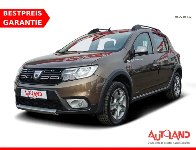 Dacia Sandero Stepway Prestige Navi AHK Leder DAB PDC