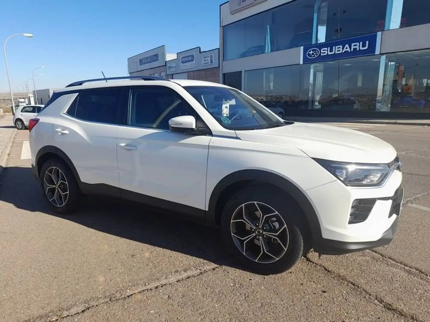 SsangYong Korando D16T Urban Plus 4x2 Aut. Blanco - 2
