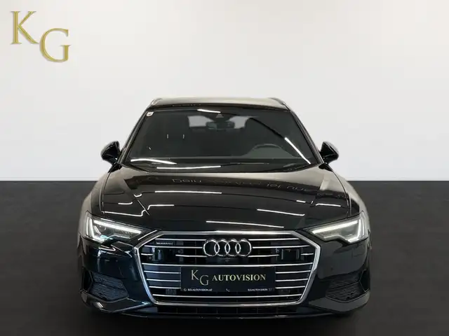 Audi A6 view 11