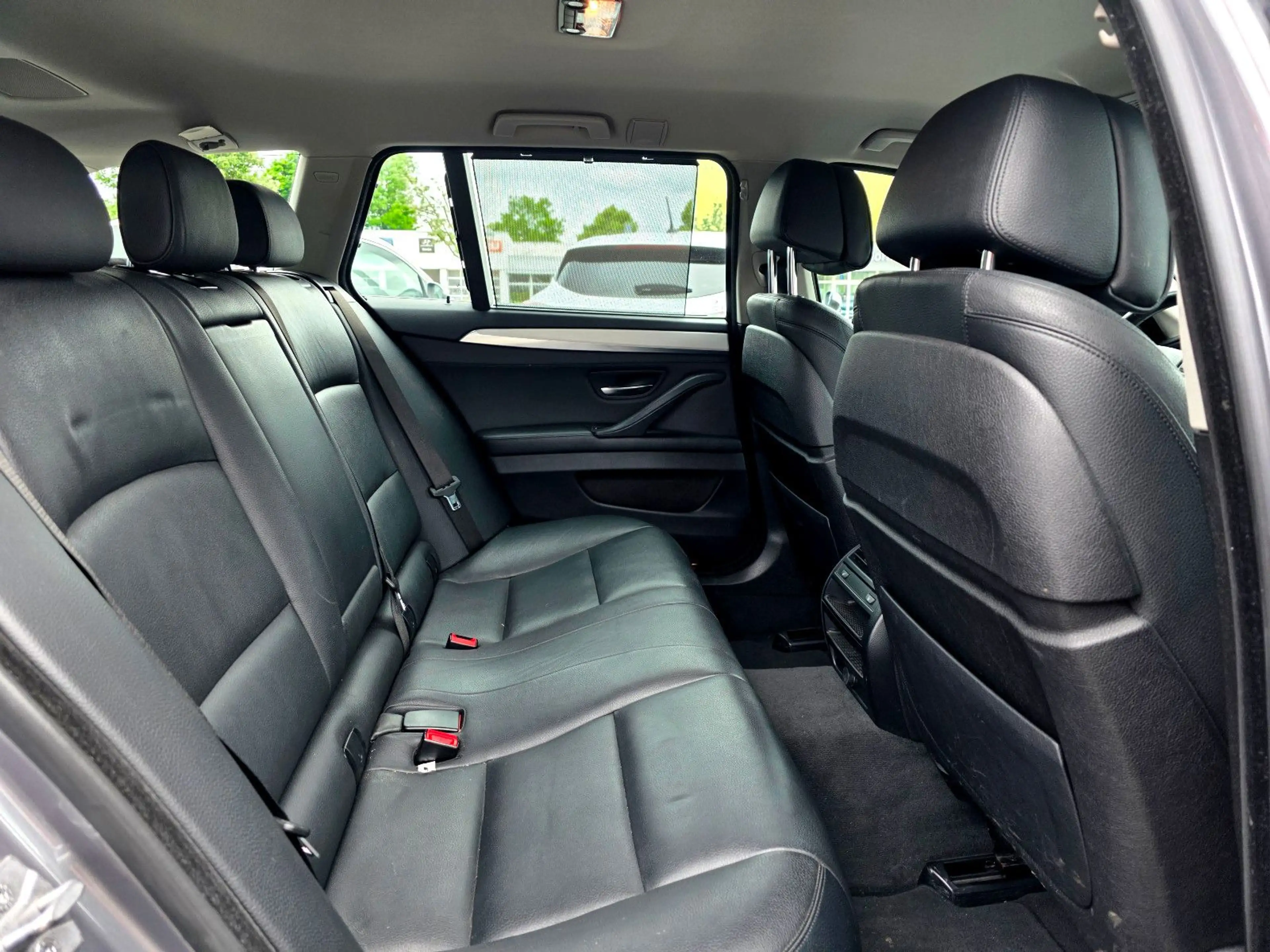 BMW 525 d xDrive 2.Hand/LED/Navi/4x Shz/Leder/4x4 — photo 14