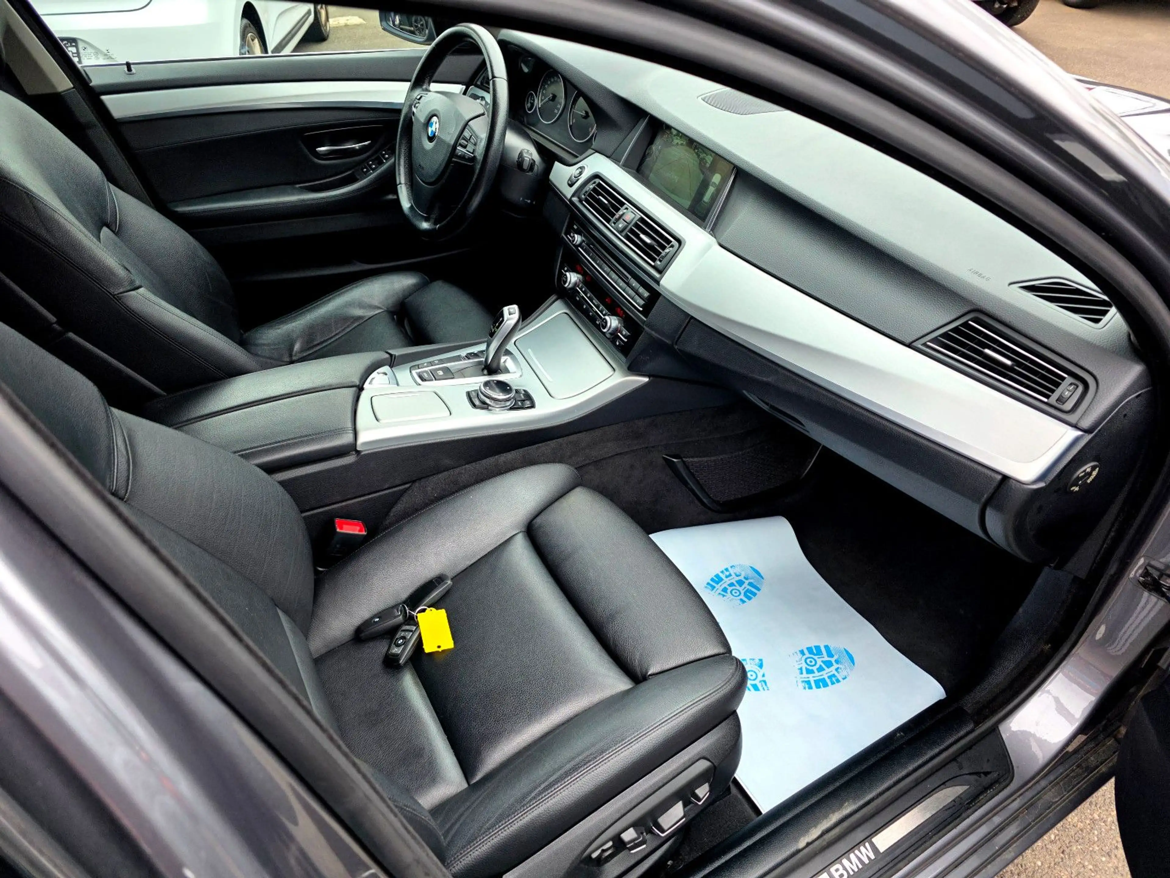 BMW 525 d xDrive 2.Hand/LED/Navi/4x Shz/Leder/4x4 — photo 15