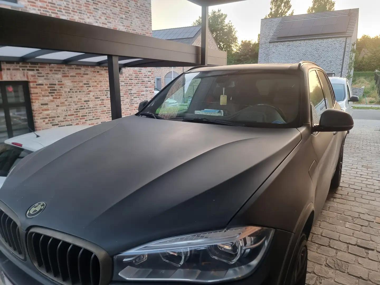 BMW X5 X5 xDrive40e crna - 2