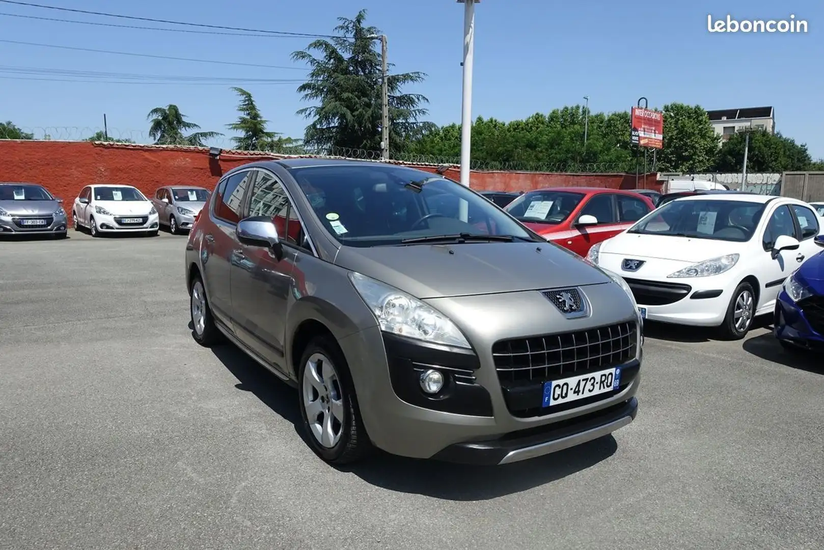 Peugeot 3008 1.6 HDI115 FAP STYLE II Gris - 2