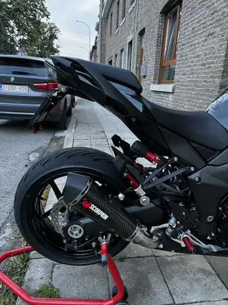Kawasaki Z 1000 - foto 5