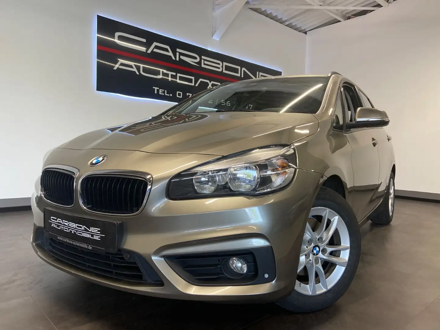 BMW 216 **Gepflegter Zustand** Silber - 1