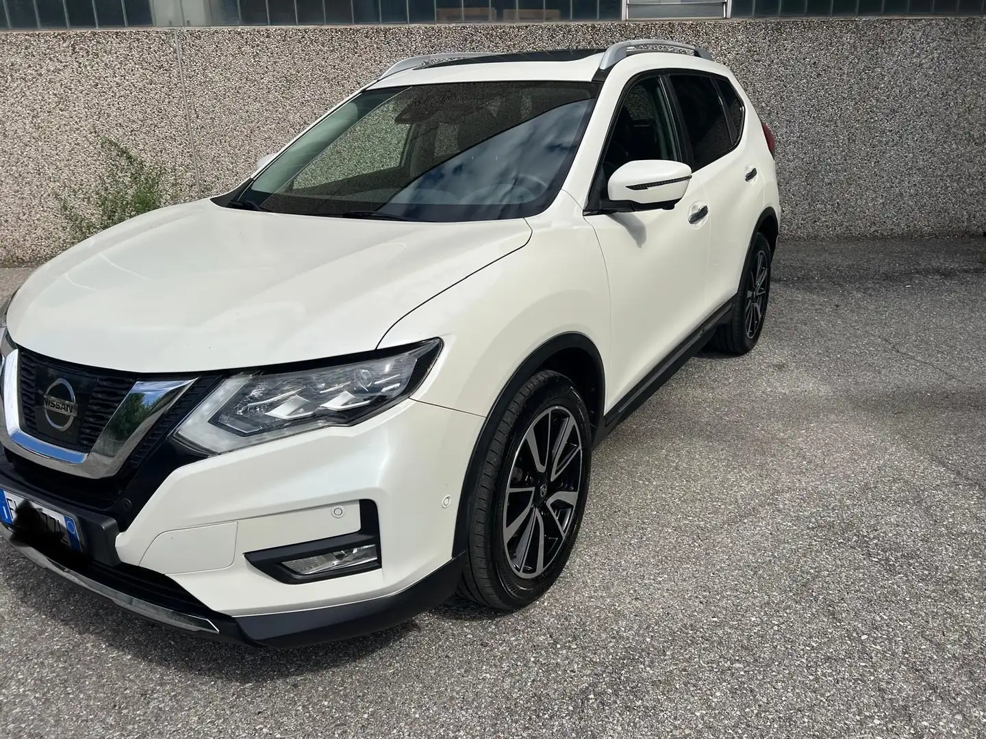 Nissan X-Trail 2.0 dci Acenta Premium 4wd xtronic KM CERTIFICATI Blanc - 2