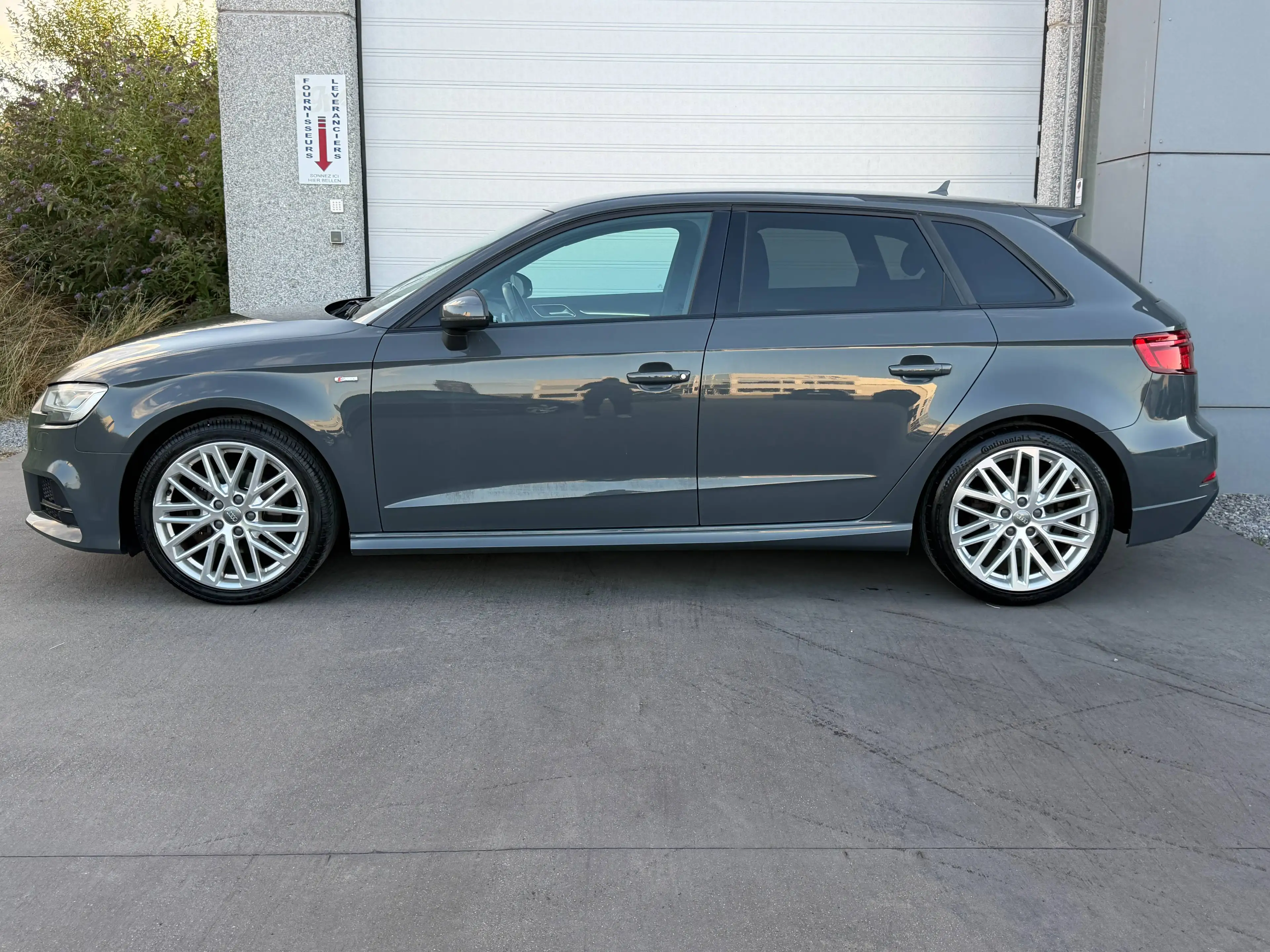 Audi A3 A3 Sportback 1.4 TFSI Ultra Ambition S line c.o.d. — photo 2