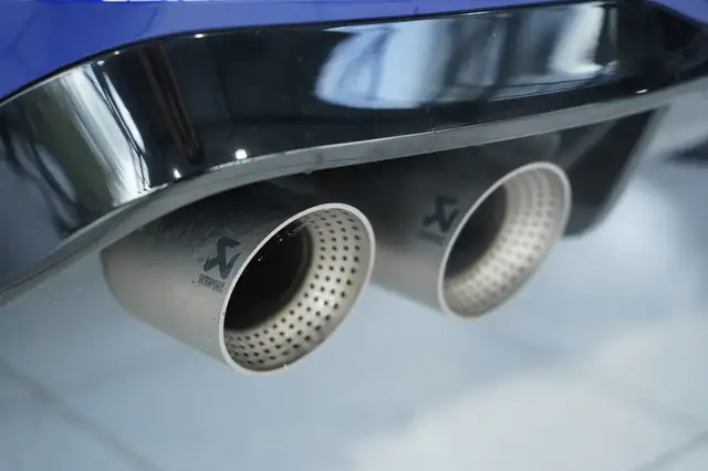 Volkswagen Golf view 12