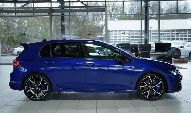 Volkswagen Golf view 5
