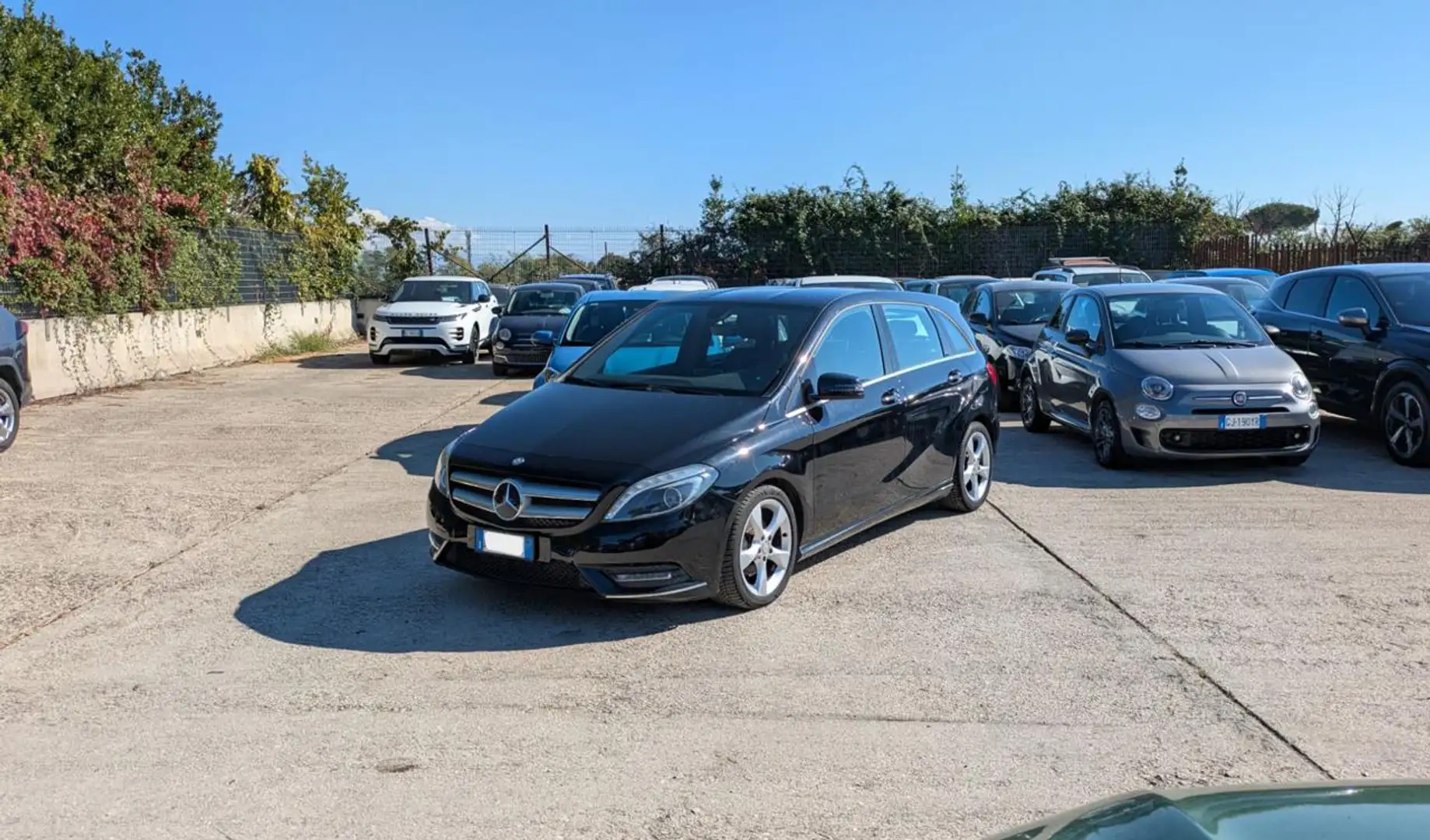 Mercedes-Benz B 180 1.8d 109cv NAVI CRUISE CONTROL TELECAM Noir - 1