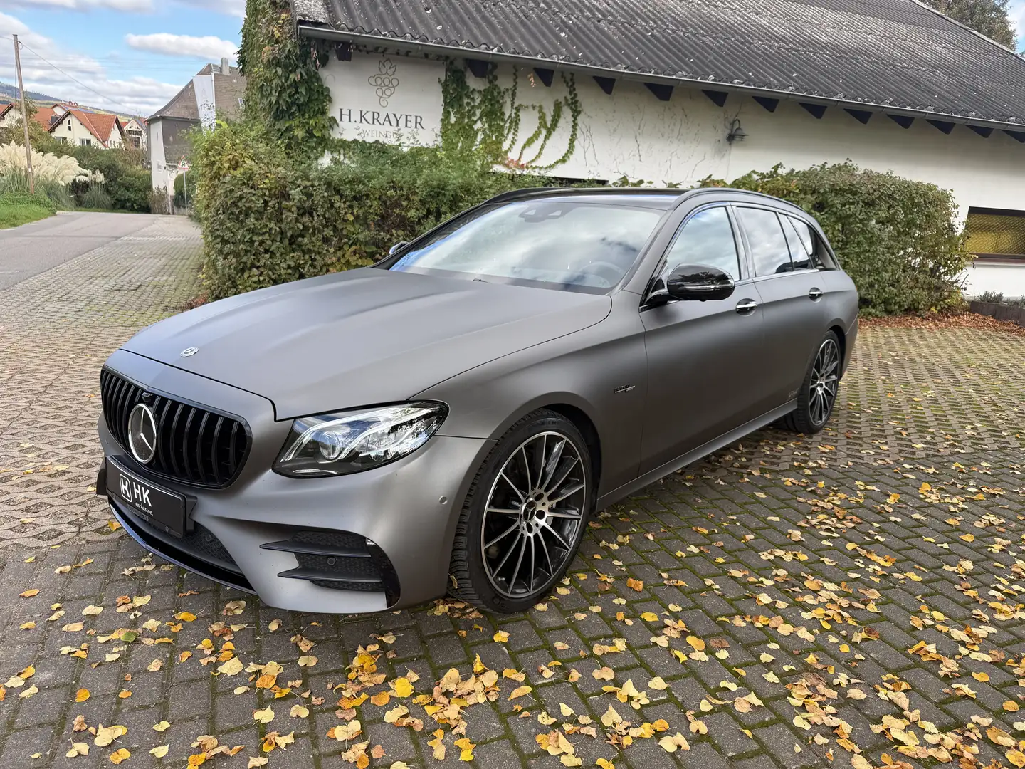 Mercedes-Benz E 53 AMG E 53 AMG 4Matic+ (213.261) Schwarz - 2