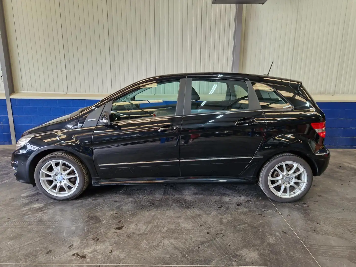 Mercedes-Benz B 160 BlueEFFICIENCY Business Class Zwart - 2