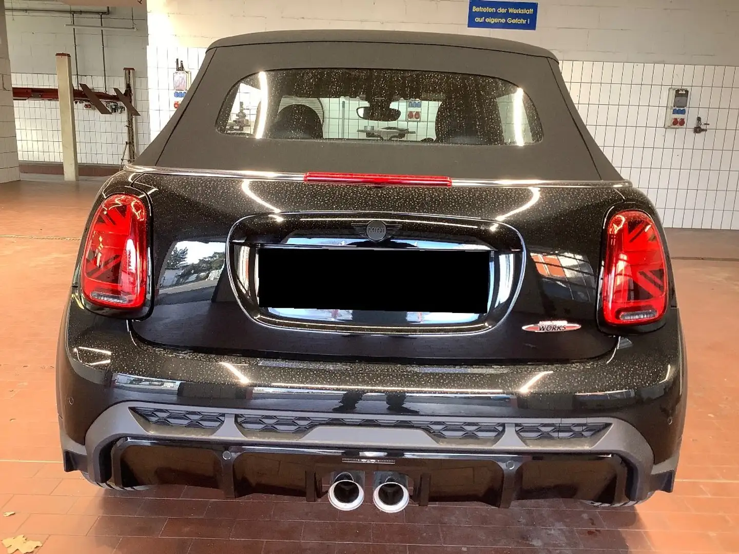 MINI John Cooper Works Aut. Essential Trim - 2